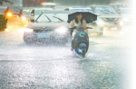 郑州市区遭遇强降雨天气 高温暂熄 - 河南一百度