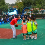 2 郑州市金水区纬五路第二小学张辰老师篮球课得到高度赞扬.jpg - 教育厅