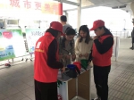 郑州市快速公交站台实施垃圾分类试点工程乘客可以边玩边学垃圾分类 - 河南一百度