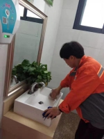 高大上！郑州管城区公厕装了新风系统和中央空调 - 河南一百度