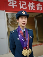 军运会拿下8枚跳伞金牌，这个郑州姑娘不靠颜值靠实力 - 河南一百度