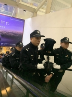 郑州警方摧毁一“套路贷”涉黑犯罪团伙，受害人达2.8万余人 - 河南一百度