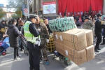 郑州交警三大队开展非机动车及行人交通违法整治行动 - 河南一百度