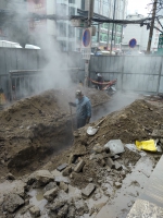 突发！郑州一马路热力管网泄漏，预计今晚9时左右恢复供暖 - 河南一百度