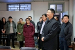 刘志军走访看望寒假留校研究生和导师 - 河南大学