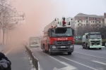 郑州熙地港商场“着火”，220名消防员参与救援 - 河南一百度