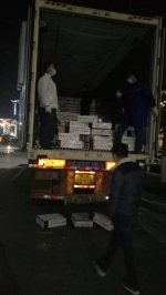 火腿肠、速冻水饺……河南向武汉市捐赠120余吨方便食品顺利抵达 - 河南一百度
