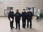 男子涉嫌销售假冒伪劣口罩，上飞机前被郑州机场警方抓获 - 河南一百度