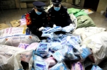 郑州、济南铁警联合查获假冒“飘安”牌口罩32万只，抓获18名犯罪嫌疑人 - 河南一百度
