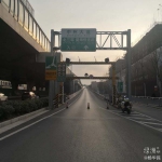 早高峰期间，郑州农业路高架这几个上桥口为什么交通管制?交警解释来了 - 河南一百度