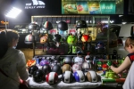谈盔“色变”！郑州商户称头盔热卖持续不足一周，有顾客“花样百出”来退货 - 河南一百度