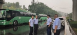 连阴雨已下两天郑州部分道路积水 郑州很多公交线路不得不绕行 - 河南一百度