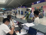 14岁男孩身无分文滞留郑州，交警买高铁票送他回家 - 河南一百度