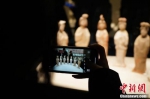 《唐宫夜宴》“火出圈” 河南博物院吸引游客打卡 - 中国新闻社河南分社