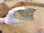 郑州考古发现四处墓葬 曾遭盗扰 - 中国新闻社河南分社
