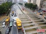 郑州京广北路隧道抽排加紧进行中 - 中国新闻社河南分社