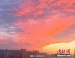 早看飞雪，晚看晚霞，郑州一日上演两“大片” - 中国新闻社河南分社