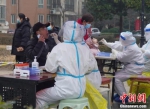 郑州市开展第二轮全员核酸检测 - 中国新闻社河南分社