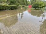 记者目击：一场大雨，让高新区莲花公园变成大湖 - 河南一百度