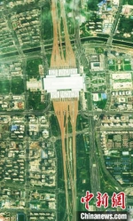 “河南一号”遥感卫星拍摄的郑州东站影像。　河南省自然资源厅供图 - 中国新闻社河南分社