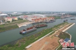 图为航拍漯河港码头。(无人机照片) 胡星 摄 - 中国新闻社河南分社