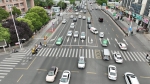 郑州首条“多车串联掉头”车道在金水路投入使用 - 河南一百度