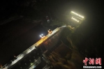 图为俯瞰三门峡水库敞泄。黎秋野 摄 - 中国新闻社河南分社