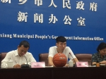 河南老乡NBA球星周琦回新乡 弄了件大事! - 河南一百度