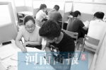 郑州小学生暑假花了14000元 “烧钱”的暑假快乐了谁 - 河南一百度