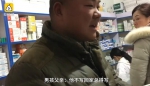 郑州一小学生边输液边写作业，老爸神补刀 - 河南一百度