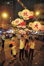 香港百年“客家村落”举行火龙祈福 与市民和游客一起赏月庆中秋 - 河南一百度